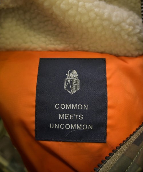 COMMON MEETS UNCOMMON（コモンミーツアンコモン）ダウンジャケット/ダウンベスト カーキ サイズ:M メンズ/2200646188027