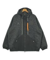 Paris Saint-Germain マウンテンパーカー