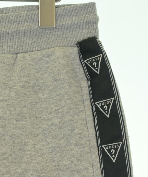 GUESS（ゲス）ショートパンツ グレー サイズ:S メンズ/2200611419279