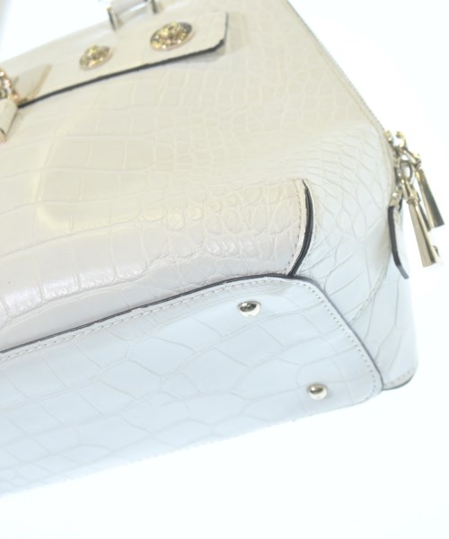 GUESS（ゲス）トートバッグ 白 サイズ:- レディース/2200694645060