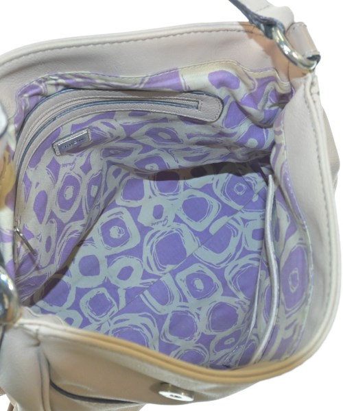 GUESS（ゲス）ショルダーバッグ ベージュ サイズ:- レディース/2200659495266