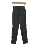 GUESS（ゲス）デニムパンツ 黒 サイズ:26(M位) レディース/2200695333058