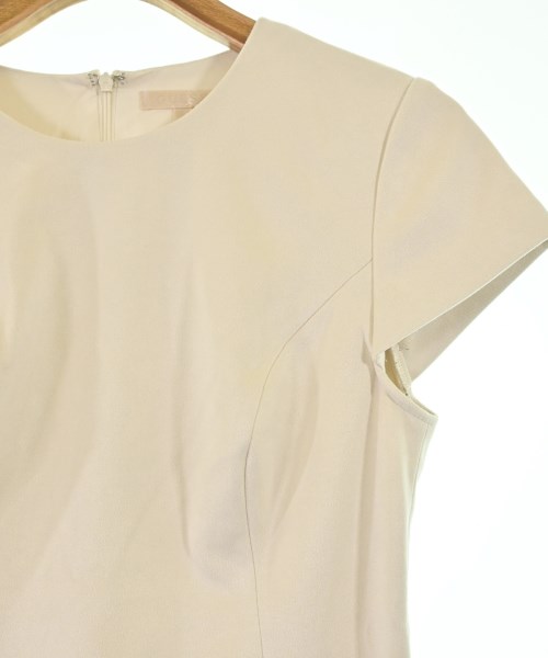 GUESS（ゲス）ワンピース ベージュ サイズ:4(XXS位) レディース/2200663892044