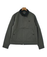 FRED PERRY（フレッドペリー）その他 カーキ サイズ:M メンズ/2200637229326