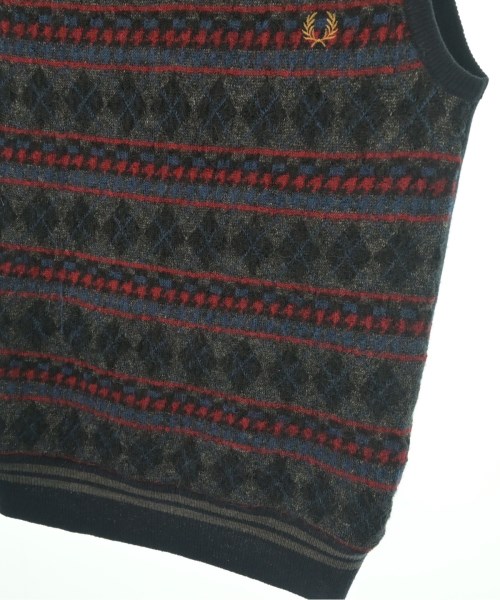 FRED PERRY（フレッドペリー）ベスト 紺 サイズ:S メンズ/2200630874035