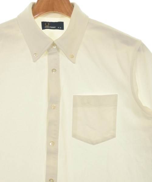 FRED PERRY（フレッドペリー）カジュアルシャツ 白 サイズ:M メンズ/2200621667646