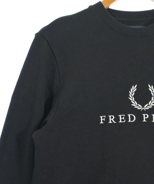 FRED PERRY（フレッドペリー）スウェット 黒 サイズ:XS メンズ/2200609238059