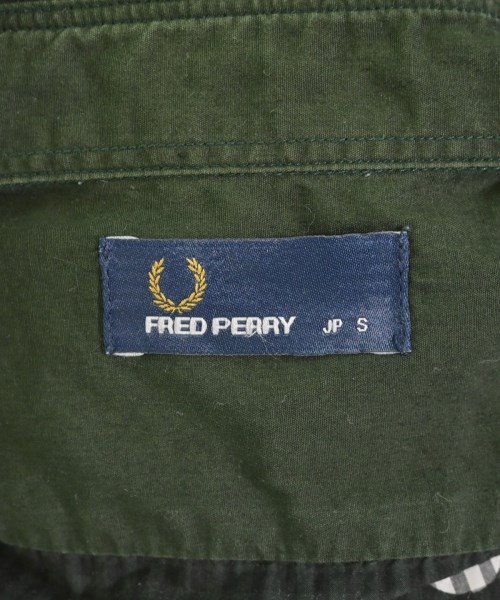 FRED PERRY（フレッドペリー）カジュアルシャツ 緑 サイズ:S メンズ/2200612347113