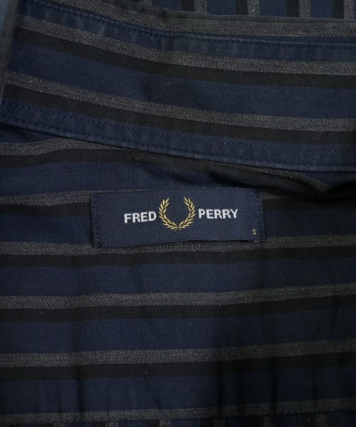 FRED PERRY（フレッドペリー）カジュアルシャツ 紺 サイズ:S メンズ/2200616845011