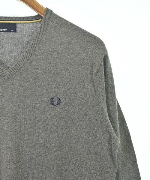 FRED PERRY（フレッドペリー）ニット・セーター グレー サイズ:M メンズ/2200672993046