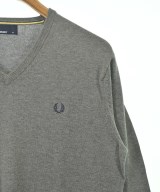 FRED PERRY（フレッドペリー）ニット・セーター グレー サイズ:M メンズ/2200672993046