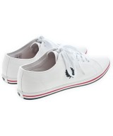 FRED PERRY（フレッドペリー）スニーカー 白 サイズ:EU41(26cm位) メンズ/2200655030034