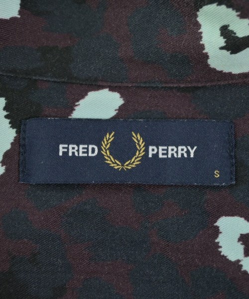 FRED PERRY（フレッドペリー）カジュアルシャツ 赤 サイズ:S メンズ/2200656416134