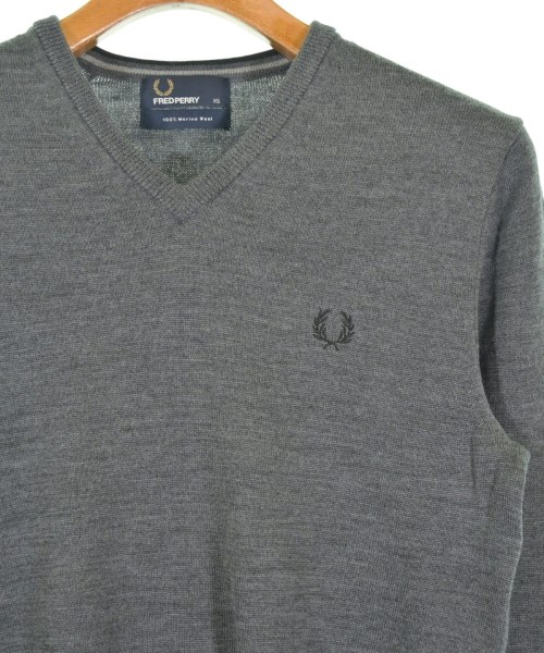 FRED PERRY（フレッドペリー）ニット・セーター グレー サイズ:XS メンズ/2200706916027