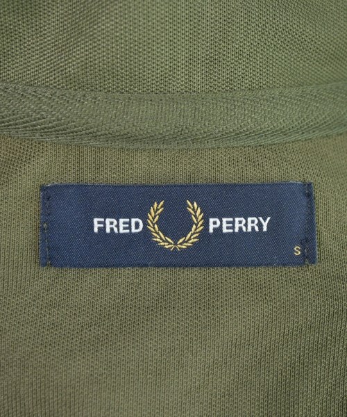 FRED PERRY（フレッドペリー）その他 カーキ サイズ:S メンズ/2200710556080