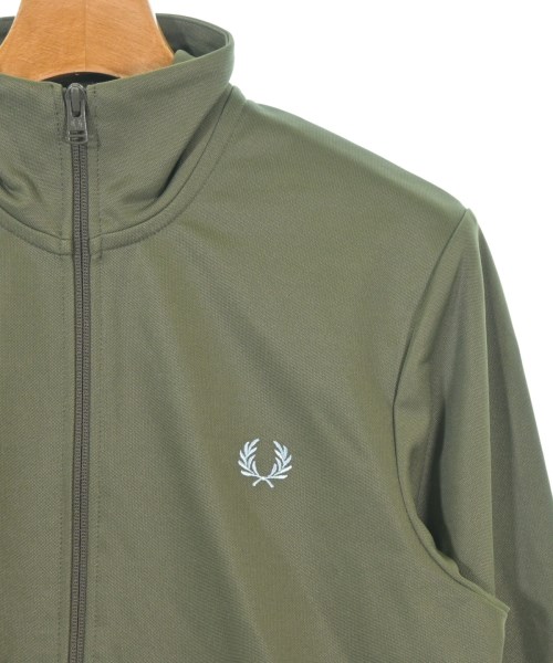 FRED PERRY（フレッドペリー）その他 カーキ サイズ:S メンズ/2200710556080