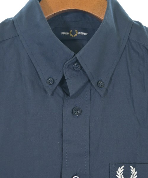 FRED PERRY（フレッドペリー）カジュアルシャツ 紺 サイズ:S メンズ/2200712862066