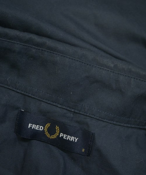 FRED PERRY（フレッドペリー）カジュアルシャツ 紺 サイズ:S メンズ/2200712862066