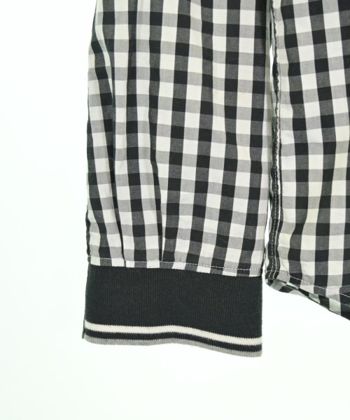 FRED PERRY（フレッドペリー）カジュアルシャツ 黒 サイズ:M メンズ/2200712317030