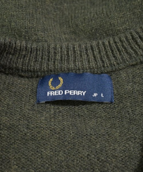 FRED PERRY（フレッドペリー）ニット・セーター カーキ サイズ:L メンズ/2200647675045