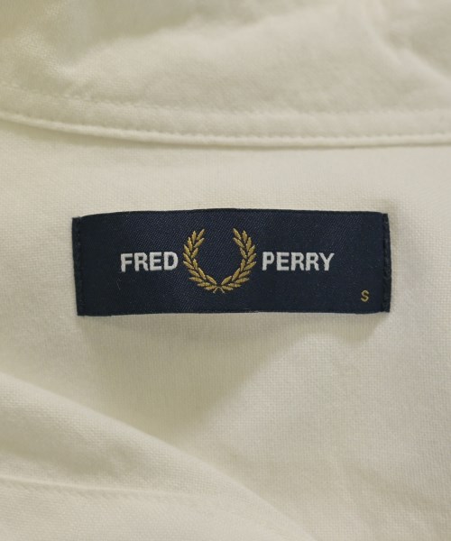 FRED PERRY（フレッドペリー）カジュアルシャツ 白 サイズ:S メンズ/2200724171026