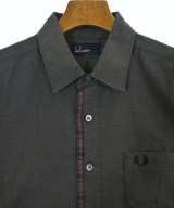 FRED PERRY（フレッドペリー）カジュアルシャツ グレー サイズ:M メンズ/2200680054296