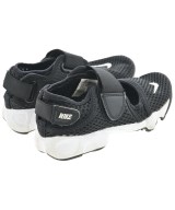 NIKE（ナイキ）小物類（その他） 黒 サイズ:18cm キッズ/2200653265056