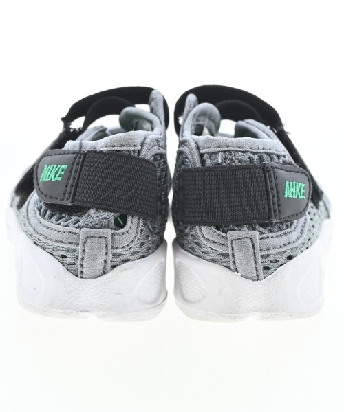 NIKE（ナイキ）その他 グレー サイズ:16cm キッズ/2200688385040