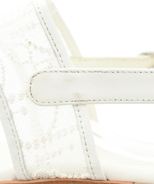 Christian Dior（クリスチャンディオール）その他 白 サイズ:30(18cm位) キッズ/2200641700392