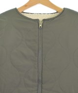 B MING LIFE STORE by BEAMS（ビーミングライフストアバイビームス）その他 カーキ サイズ:130(9T-10T) キッズ/2200607091137
