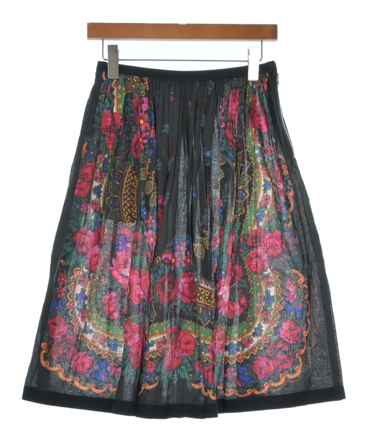 tricot COMME des GARCONS（トリココムデギャルソン）ひざ丈スカート