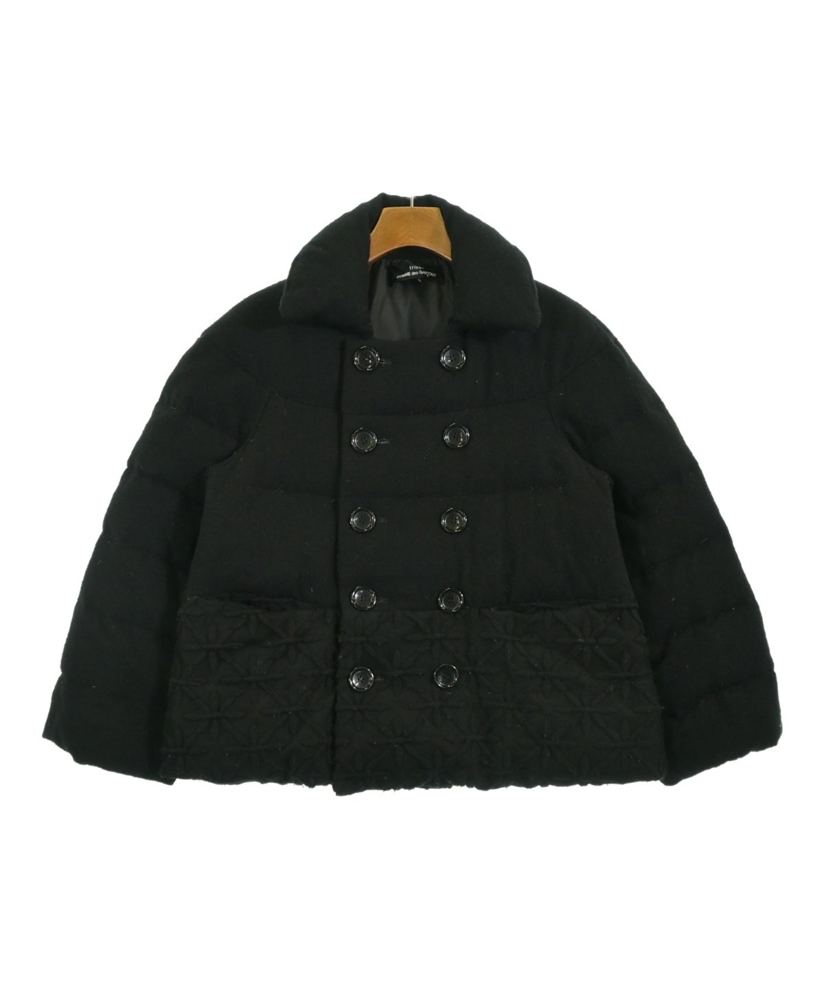 tricot COMME des GARCONS（トリココムデギャルソン）ダウンジャケット