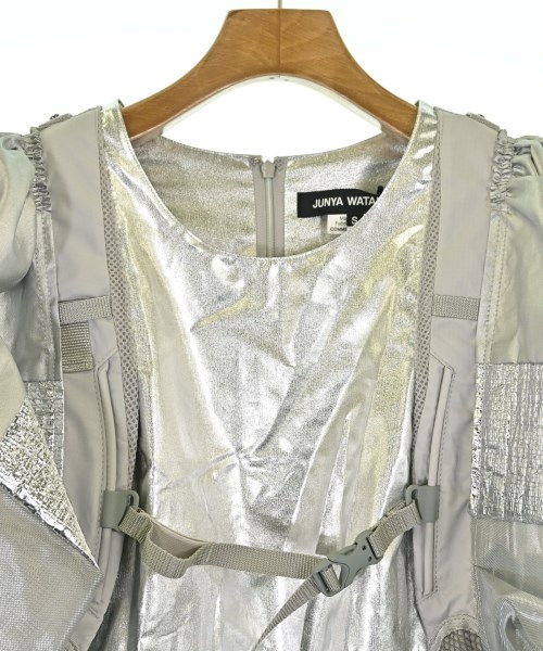 JUNYA WATANABE（ジュンヤワタナベ）ワンピース シルバー サイズ:S レディース/2200598718037