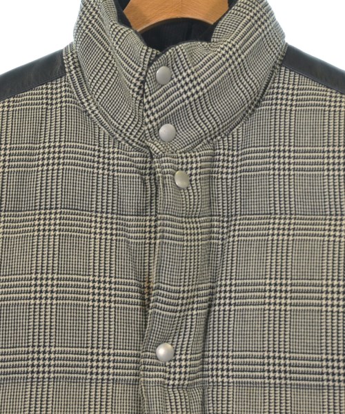 COMME des GARCONS HOMME（コムデギャルソンオム）ダウンジャケット/ダウンベスト ベージュ サイズ:S メンズ/2200643796010