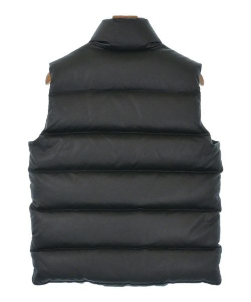 COMME des GARCONS HOMME（コムデギャルソンオム）ダウンジャケット/ダウンベスト 黒 サイズ:SS メンズ/2200634450013