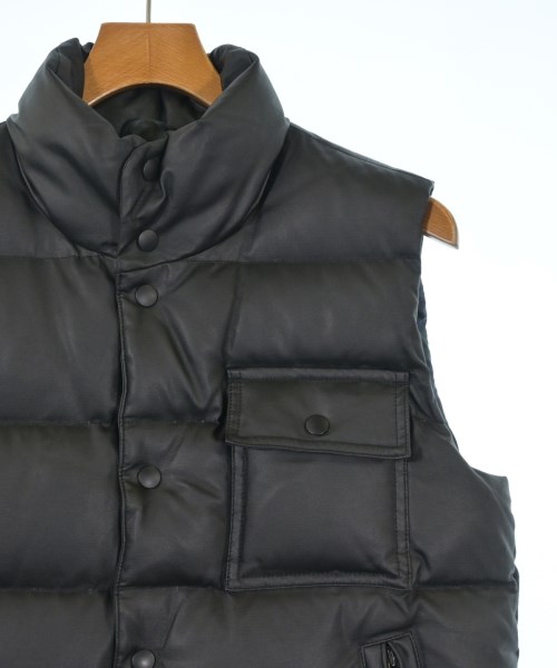 COMME des GARCONS HOMME（コムデギャルソンオム）ダウンジャケット/ダウンベスト 黒 サイズ:SS メンズ/2200634450013