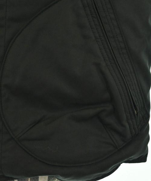 COMME des GARCONS HOMME（コムデギャルソンオム）ダウンジャケット/ダウンベスト 黒 サイズ:S メンズ/2200677046044