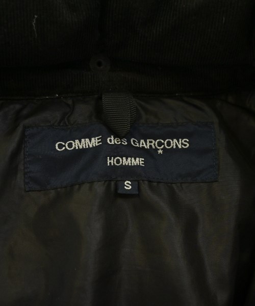COMME des GARCONS HOMME（コムデギャルソンオム）ダウンジャケット/ダウンベスト 黒 サイズ:S メンズ/2200731457014
