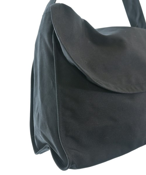 COMME des GARCONS HOMME PLUS（コムデギャルソンオムプリュス）ショルダーバッグ 黒 サイズ:- メンズ/2200643598034