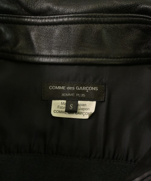 COMME des GARCONS HOMME PLUS（コムデギャルソンオムプリュス）カジュアルシャツ 黒 サイズ:S メンズ/2200623811160