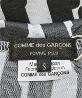 COMME des GARCONS HOMME PLUS（コムデギャルソンオムプリュス）Tシャツ・カットソー 黒 サイズ:S メンズ/2200673572028