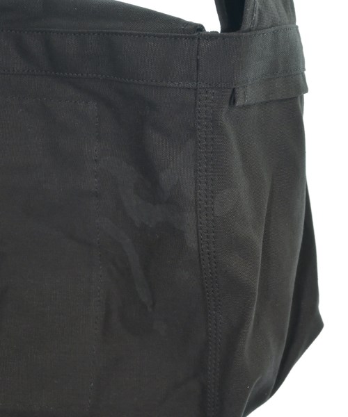COMME des GARCONS HOMME PLUS（コムデギャルソンオムプリュス）ショルダーバッグ 黒 サイズ:- メンズ/2200698872288