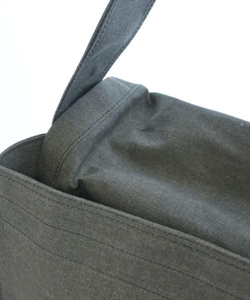 COMME des GARCONS HOMME PLUS（コムデギャルソンオムプリュス）ショルダーバッグ グレー サイズ:- メンズ/2200703342058