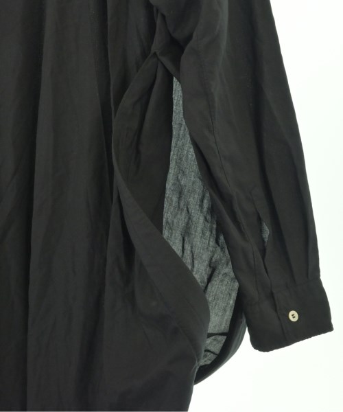 COMME des GARCONS HOMME PLUS（コムデギャルソンオムプリュス）カジュアルシャツ 黒 サイズ:L メンズ/2200707024103