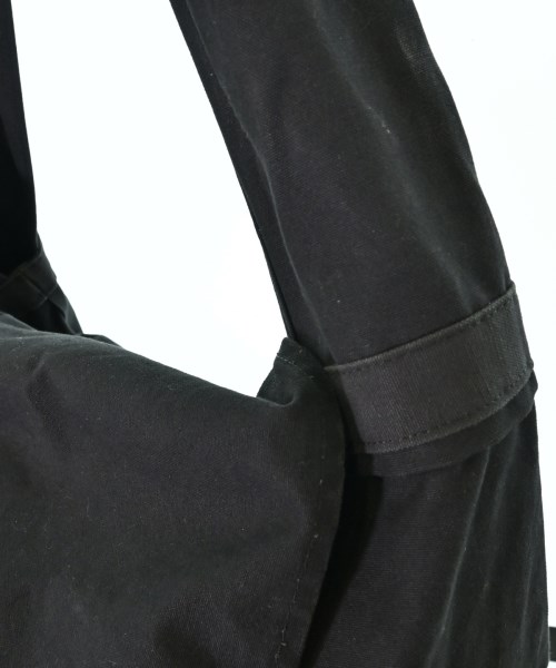 COMME des GARCONS HOMME PLUS（コムデギャルソンオムプリュス）メッセンジャーバッグ 黒 サイズ:- メンズ/2200666461124