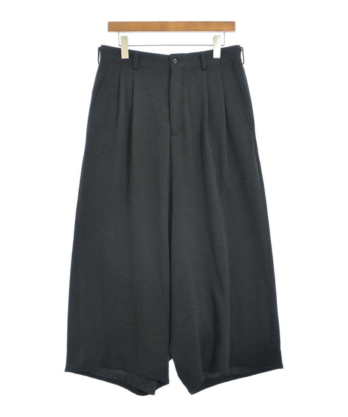 新品未使用COMME des GARÇONS黒3タックパンツ 2001125A0219_x1_a001.jpg