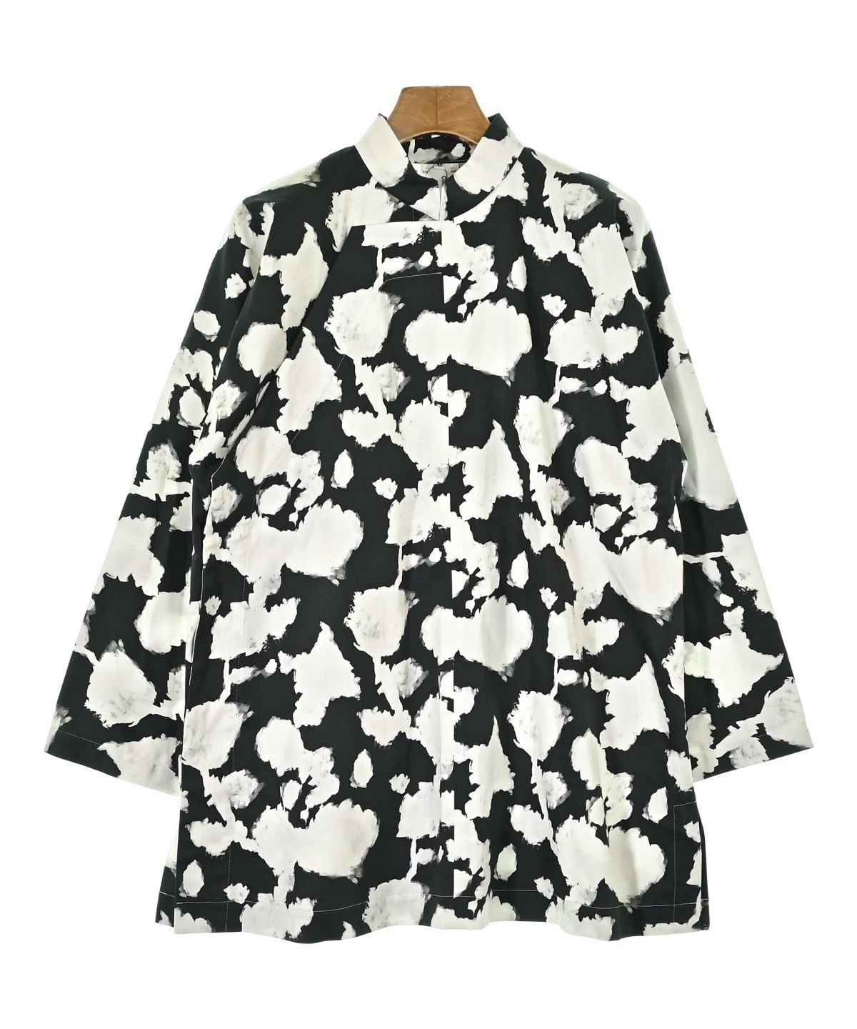 COMME des GARCONS COMME des GARCONS（コムデギャルソン