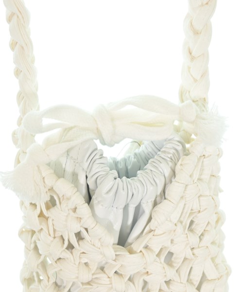 COMME des GARCONS COMME des GARCONS（コムデギャルソンコムデギャルソン）ハンドバッグ 白 サイズ:- レディース/2200599086128