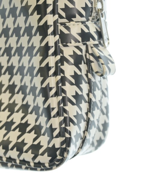 COMME des GARCONS COMME des GARCONS（コムデギャルソンコムデギャルソン）その他 シルバー サイズ:- レディース/2200674116061