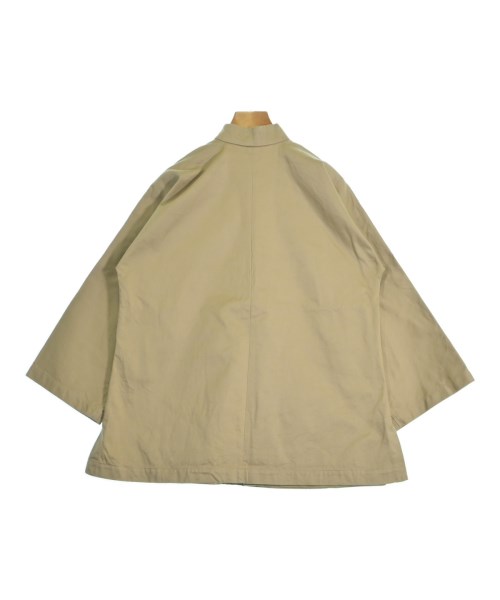 COMME des GARCONS COMME des GARCONS（コムデギャルソンコムデギャルソン）カジュアルジャケット ベージュ サイズ:S レディース/2200662944126